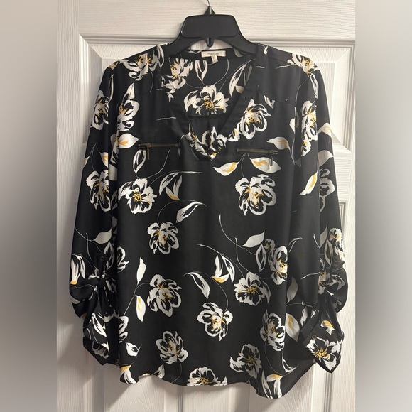 Maurices Floral Zipper Pocket Sheer Blouse Size Large - Picture 2 of 4